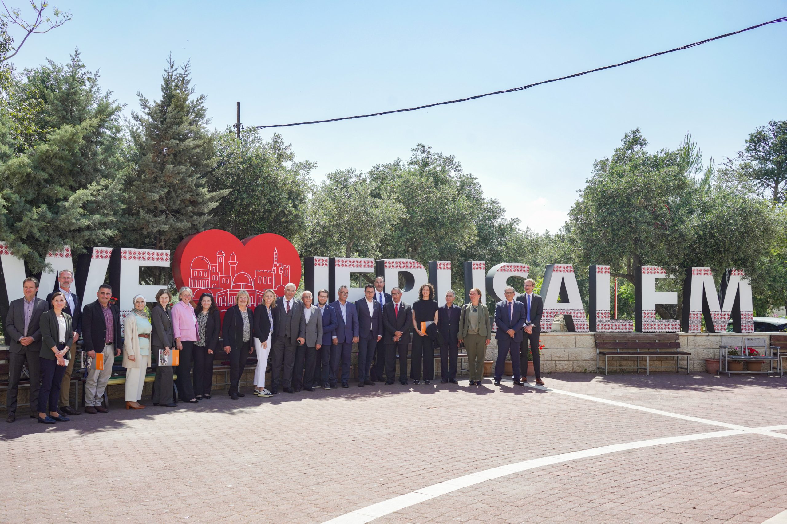 زيارة وفد رفيع المستوى من لجنة الميزانية في البرلمان الألماني