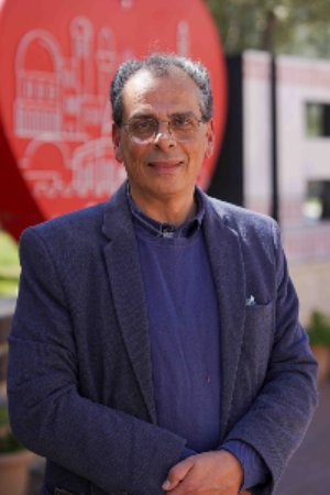 Dr. Isam Ishaq Dean of Dual Studies